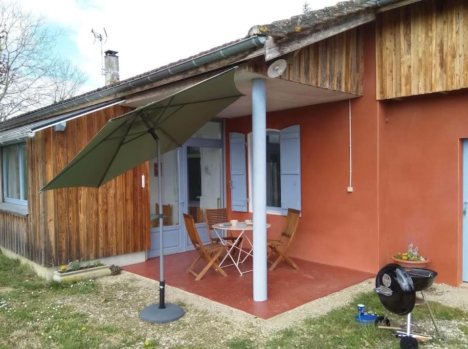 Bienvenue Au Gite De Claret Casseneuil Εξωτερικό φωτογραφία